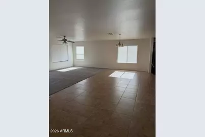 887 W Desert Hills Drive, San Tan Valley, AZ 85143 - Photo 2
