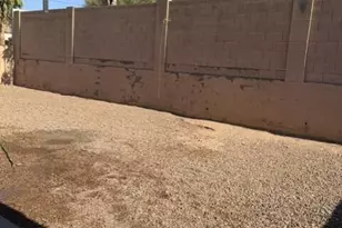 887 W Desert Hills Dr, San Tan Valley, AZ 85143 - Photo 22