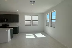 24068 W Carver Dr, Buckeye, AZ 85326 - Photo 4