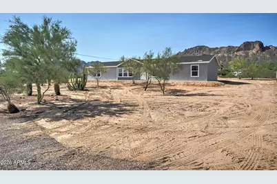 1170 W Frontier Street, Apache Junction, AZ 85120 - Photo 2