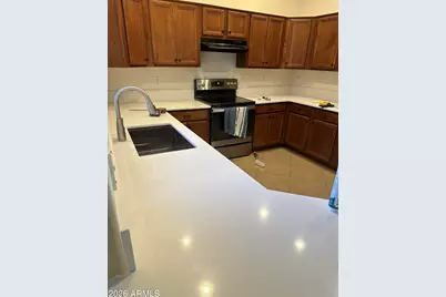 8154 W Beck Lane, Peoria, AZ 85382 - Photo 2
