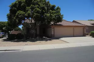 6003 W Sequoia Dr, Glendale, AZ 85308 - Photo 4