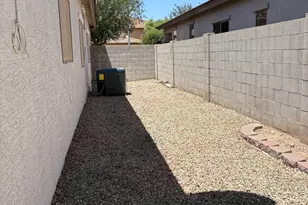 8783 W State Ave, Glendale, AZ 85305 - Photo 20