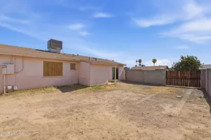 7301 W Heatherbrae Dr, Phoenix, AZ 85033 - Photo 6