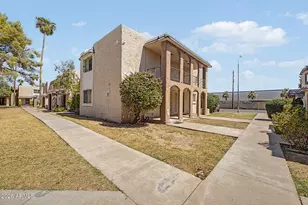 7126 N 19th Ave, Phoenix, AZ 85021 - Photo 2