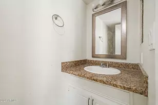 7126 N 19th Ave, Phoenix, AZ 85021 - Photo 16