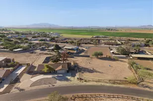 2421 S 221st Ave, Buckeye, AZ 85326 - Photo 4