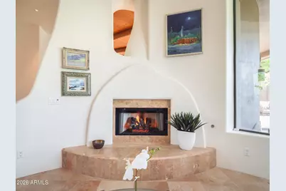 6050 N 52nd Place, Paradise Valley, AZ 85253 - Photo 8