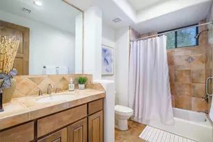6050 N 52nd Pl, Paradise Valley, AZ 85253 - Photo 24