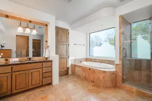6050 N 52nd Pl, Paradise Valley, AZ 85253 - Photo 22
