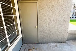 255 S Kyrene Rd, Chandler, AZ 85226 - Photo 18