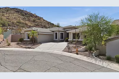 25451 N 40th Lane, Phoenix, AZ 85083 - Photo 2