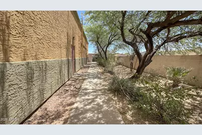 201 E Cottonwood Lane, Casa Grande, AZ 85122 - Photo 8