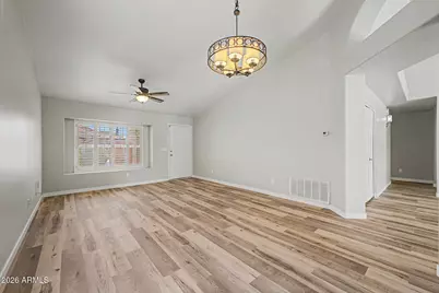 2434 E Cathedral Rock Drive, Phoenix, AZ 85048 - Photo 6