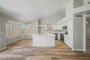 2434 E Cathedral Rock Dr, Phoenix, AZ 85048 - Photo 12