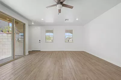 1876 N Marketside Avenue, Buckeye, AZ 85396 - Photo 10