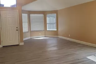 1737 E Morgan Ct, Gilbert, AZ 85295 - Photo 4