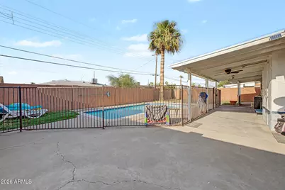 4250 W Keim Drive, Phoenix, AZ 85019 - Photo 30