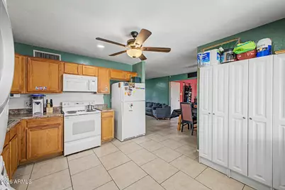 4250 W Keim Drive, Phoenix, AZ 85019 - Photo 14