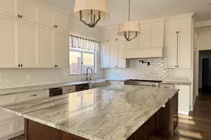 22366 N 68th Dr, Glendale, AZ 85310 - Photo 10