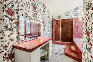 864 E Paradise Ln, Phoenix, AZ 85022 - Photo 2