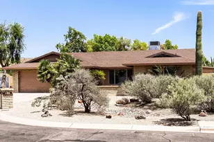 864 E Paradise Ln, Phoenix, AZ 85022 - Photo 26