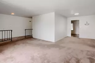 864 E Paradise Ln, Phoenix, AZ 85022 - Photo 6