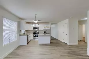 13737 W Solano Dr, Litchfield Park, AZ 85340 - Photo 6