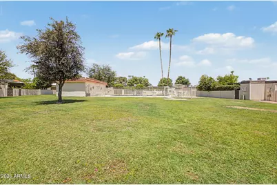 7711 E Sandalwood Drive, Scottsdale, AZ 85250 - Photo 30
