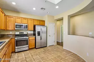 2449 W Muirfield Dr, Anthem, AZ 85086 - Photo 12