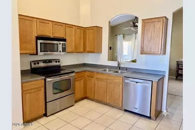 13229 W Lisbon Lane, Surprise, AZ 85379 - Photo 4