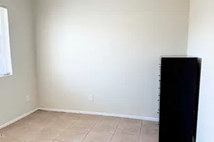 8939 North 8th St, Phoenix, AZ 85020 - Photo 6