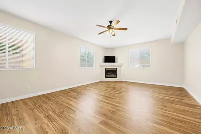 5721 W Mariposa Grande Lane, Glendale, AZ 85310 - Photo 8