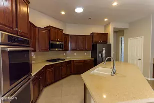 3433 W Languid Ln, Phoenix, AZ 85086 - Photo 12