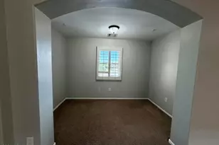 825 S Henry Ln, Gilbert, AZ 85296 - Photo 44
