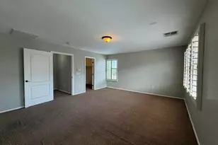 825 S Henry Ln, Gilbert, AZ 85296 - Photo 36
