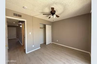 2201 W Belmont Avenue #Apt 7, Phoenix, AZ 85021 - Photo 6