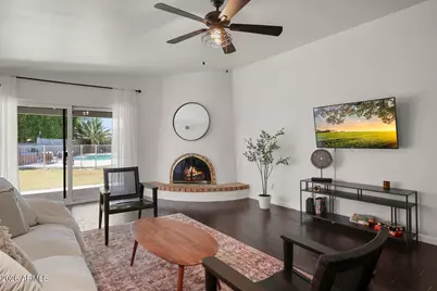 3915 E Larkspur Drive, Phoenix, AZ 85032 - Photo 8
