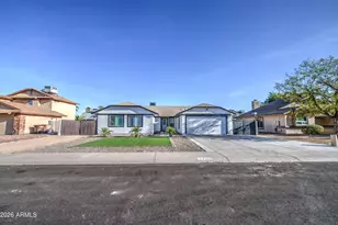 7365 W Sierra St, Peoria, AZ 85345 - Photo 2