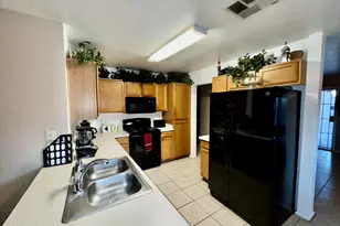 10705 W Montecito Ave, Phoenix, AZ 85037 - Photo 28