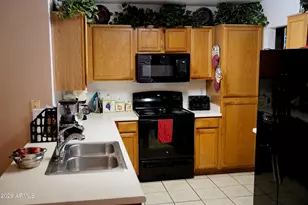 10705 W Montecito Ave, Phoenix, AZ 85037 - Photo 6