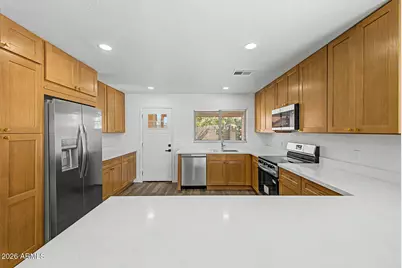 1078 E Pima Avenue, Apache Junction, AZ 85119 - Photo 14