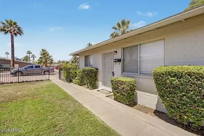 2209 S Granada Drive #A, Tempe, AZ 85282 - Photo 2