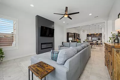 4610 N 186th Lane, Goodyear, AZ 85395 - Photo 8