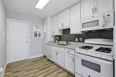 1921 E Osborn Road #4, Phoenix, AZ 85016 - Photo 8