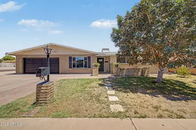 10217 N 37th Avenue, Phoenix, AZ 85051 - Photo 1