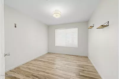 10217 N 37th Avenue, Phoenix, AZ 85051 - Photo 18