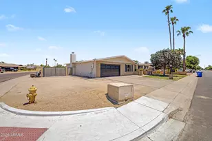 10217 N 37th Ave, Phoenix, AZ 85051 - Photo 2
