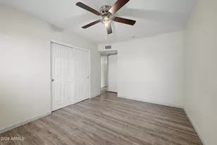 10217 N 37th Ave, Phoenix, AZ 85051 - Photo 16