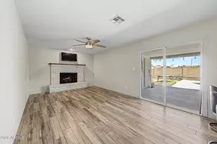 10217 N 37th Ave, Phoenix, AZ 85051 - Photo 4